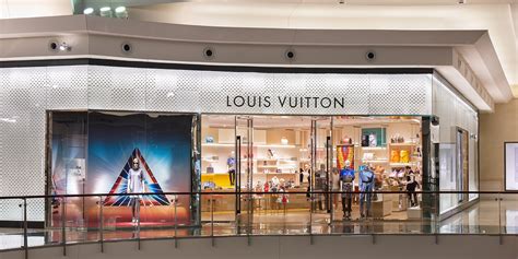 Louis Vuitton store millenia mall